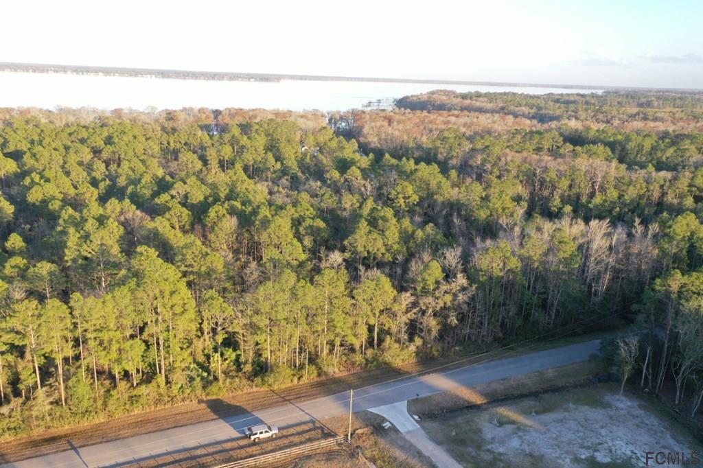 150 Jondabob Road Green Cove Springs, FL 32043 - Photo 12 of 12 a view of a yard with an outdoor space