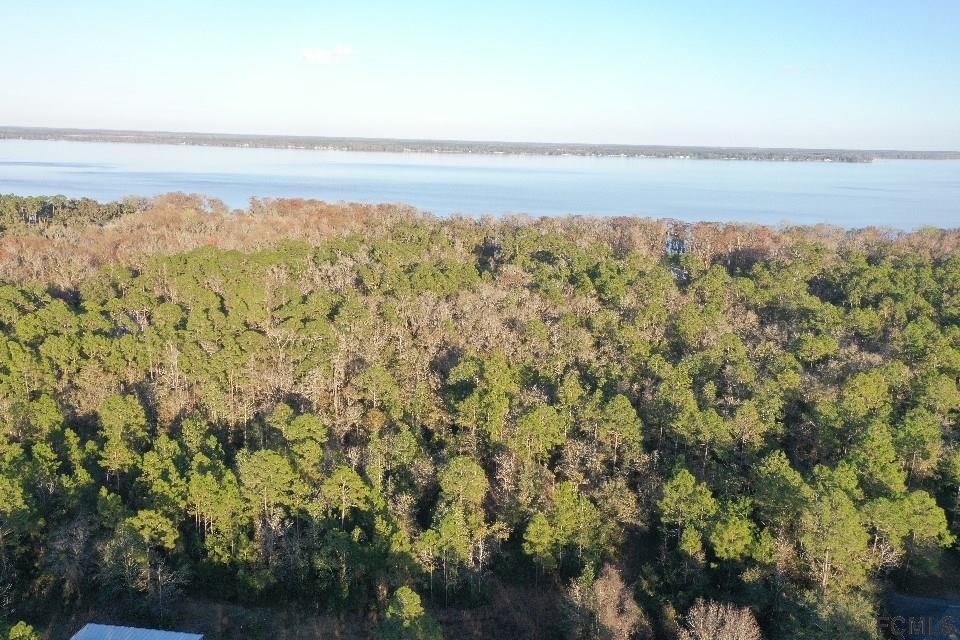 150 Jondabob Road Green Cove Springs, FL 32043 - Photo 9 of 12 a view of an ocean