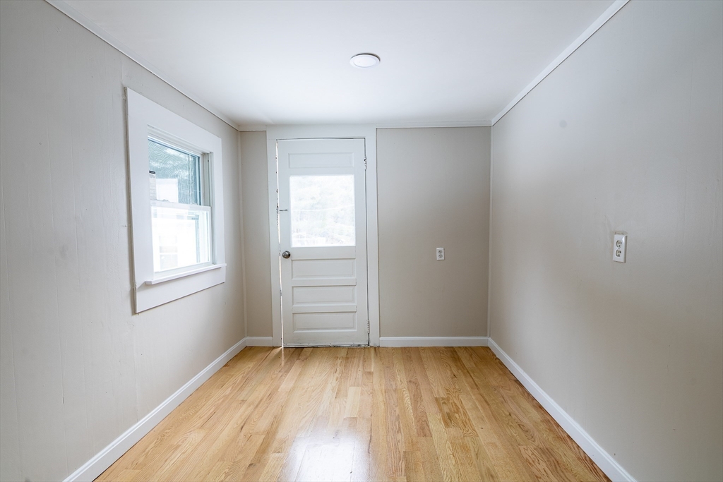 145 Spruce Street Winchendon, MA 01475 - Photo 11 of 30