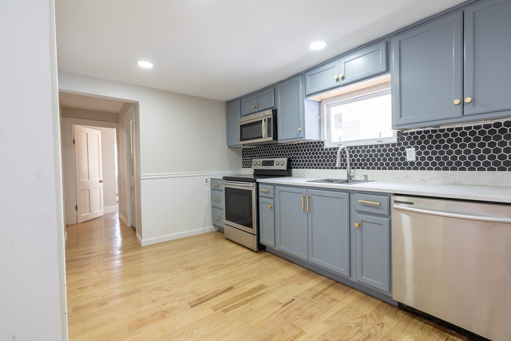 145 Spruce Street Winchendon, MA 01475 - Photo 2 of 30