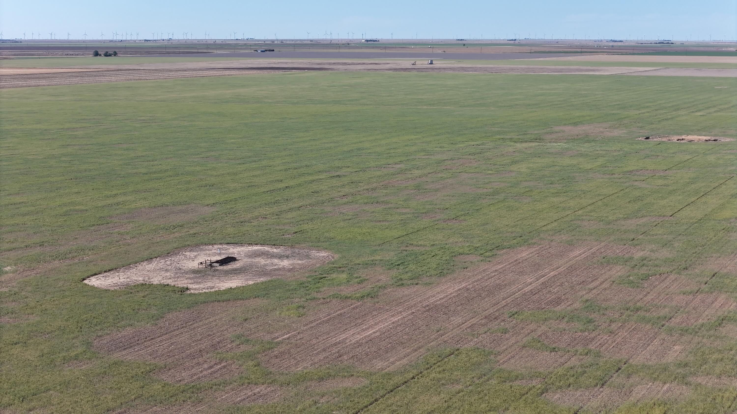 3045 Ranch Road Perryton, TX 79070 - Photo 6 of 12 dji_fly_20260429_170304_0037_17775012563