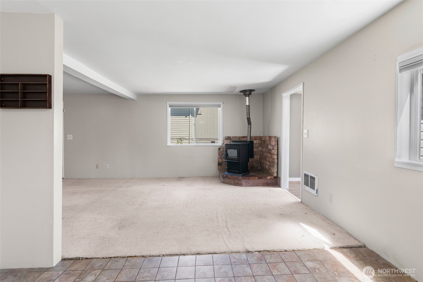 2432 Northeast Franklin Street Bremerton, WA 98310 - Photo 4 of 25