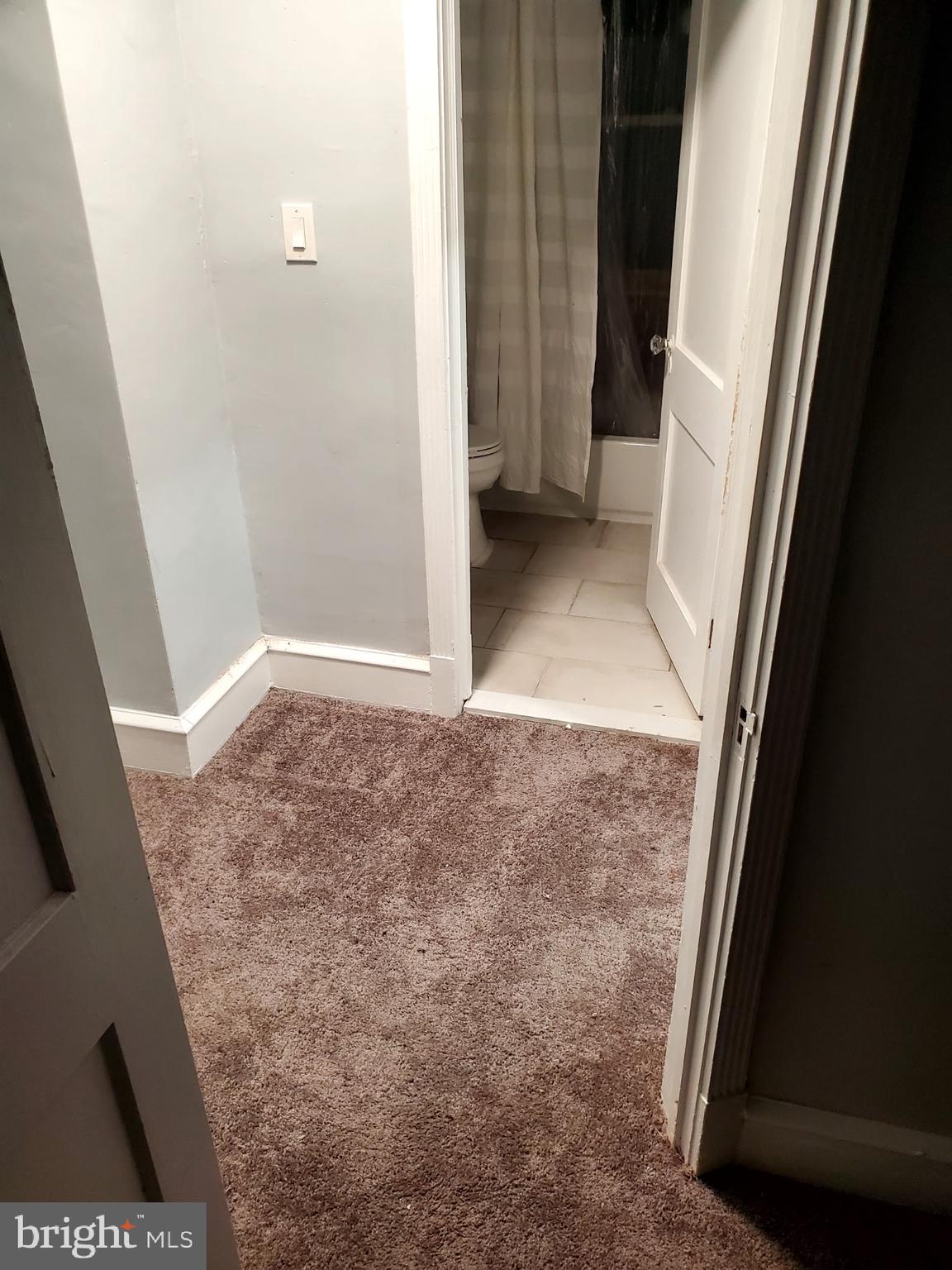 919 Edgemore Road Philadelphia, PA 19151 - Photo 11 of 17 Gallery Image 11