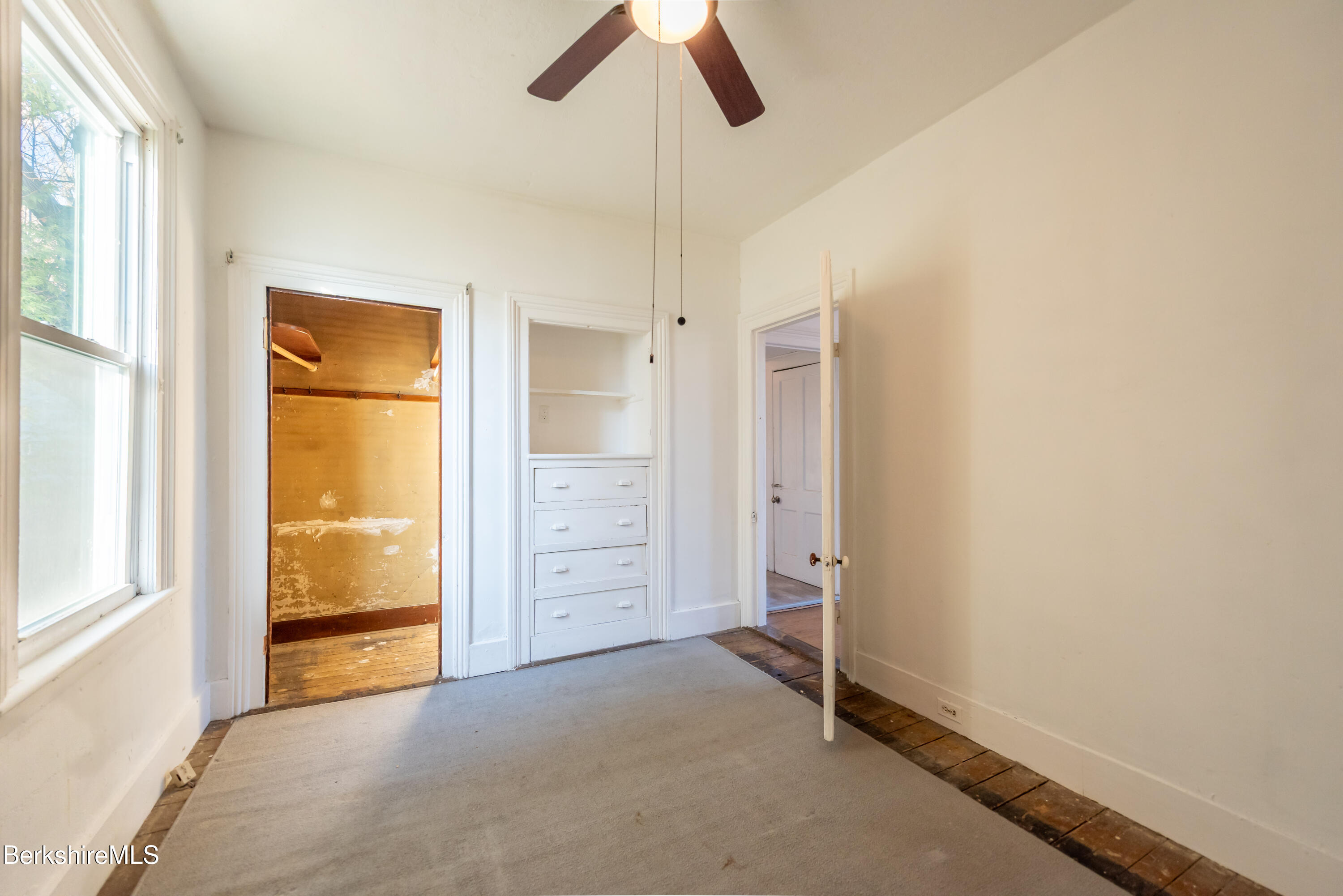 469 Fenn Street Pittsfield, MA 01201 - Photo 12 of 31 1st Floor Bedroom 1