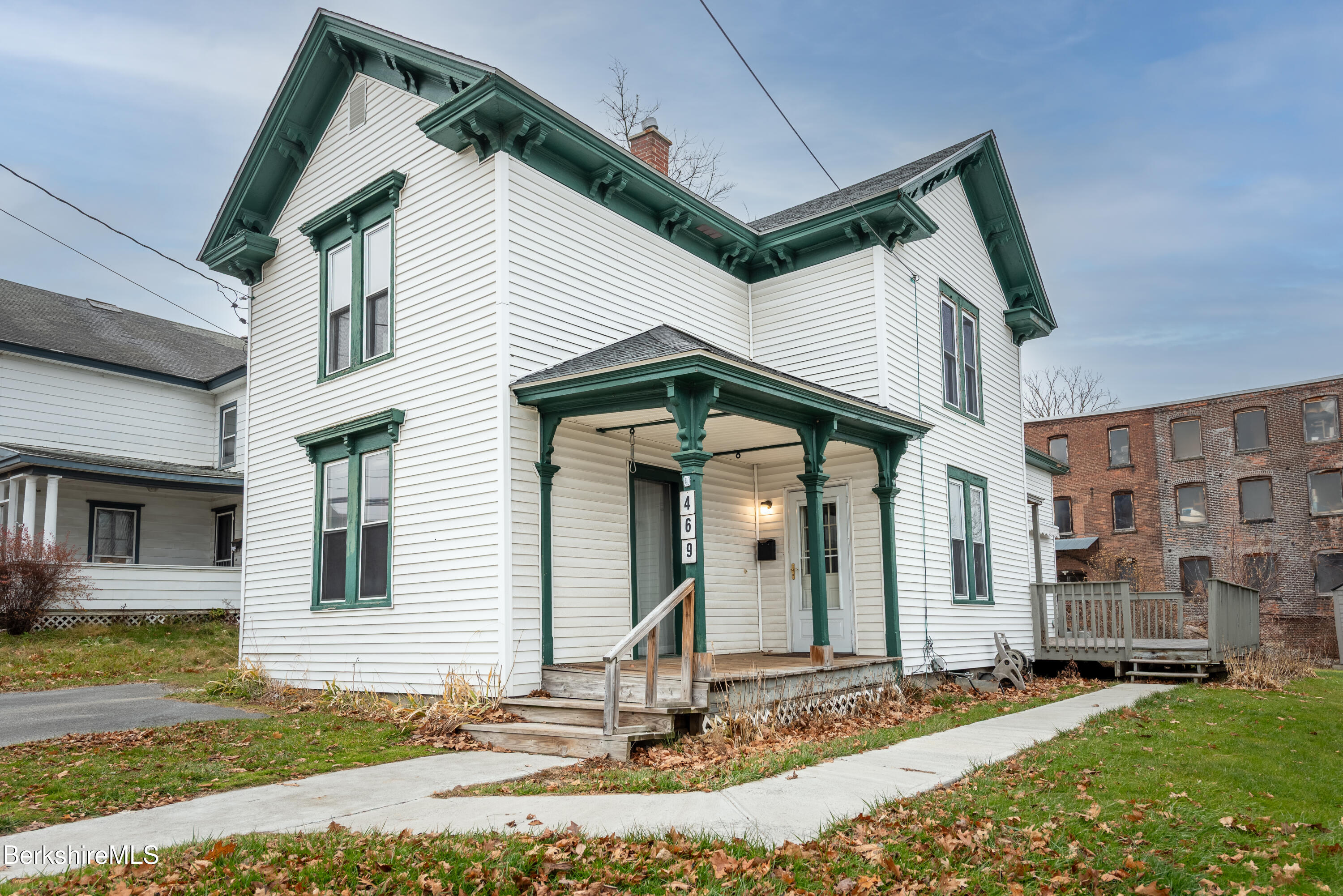 469 Fenn Street Pittsfield, MA 01201 - Photo 2 of 31 Exterior Front
