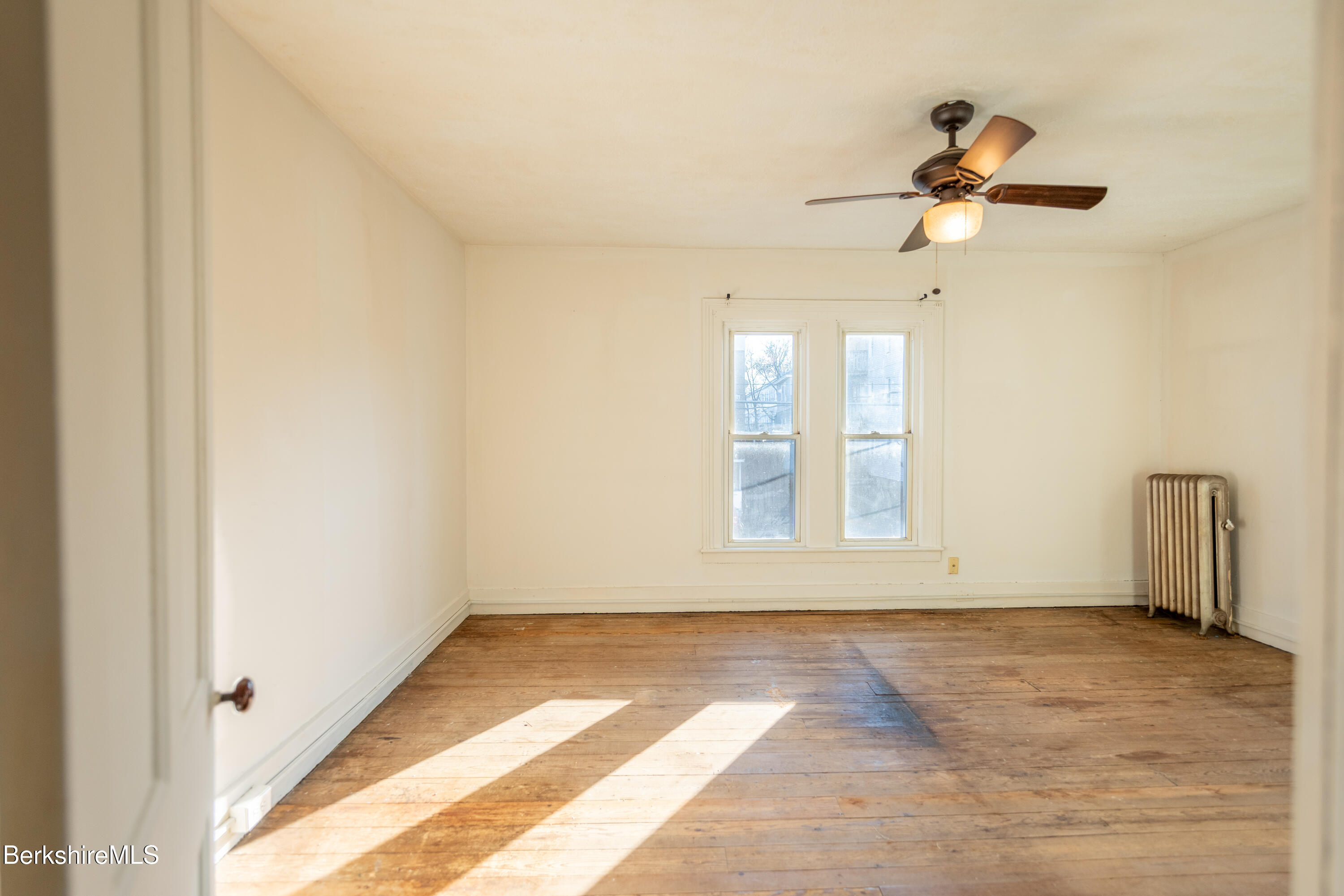 469 Fenn Street Pittsfield, MA 01201 - Photo 21 of 31 2nd Floor Primary