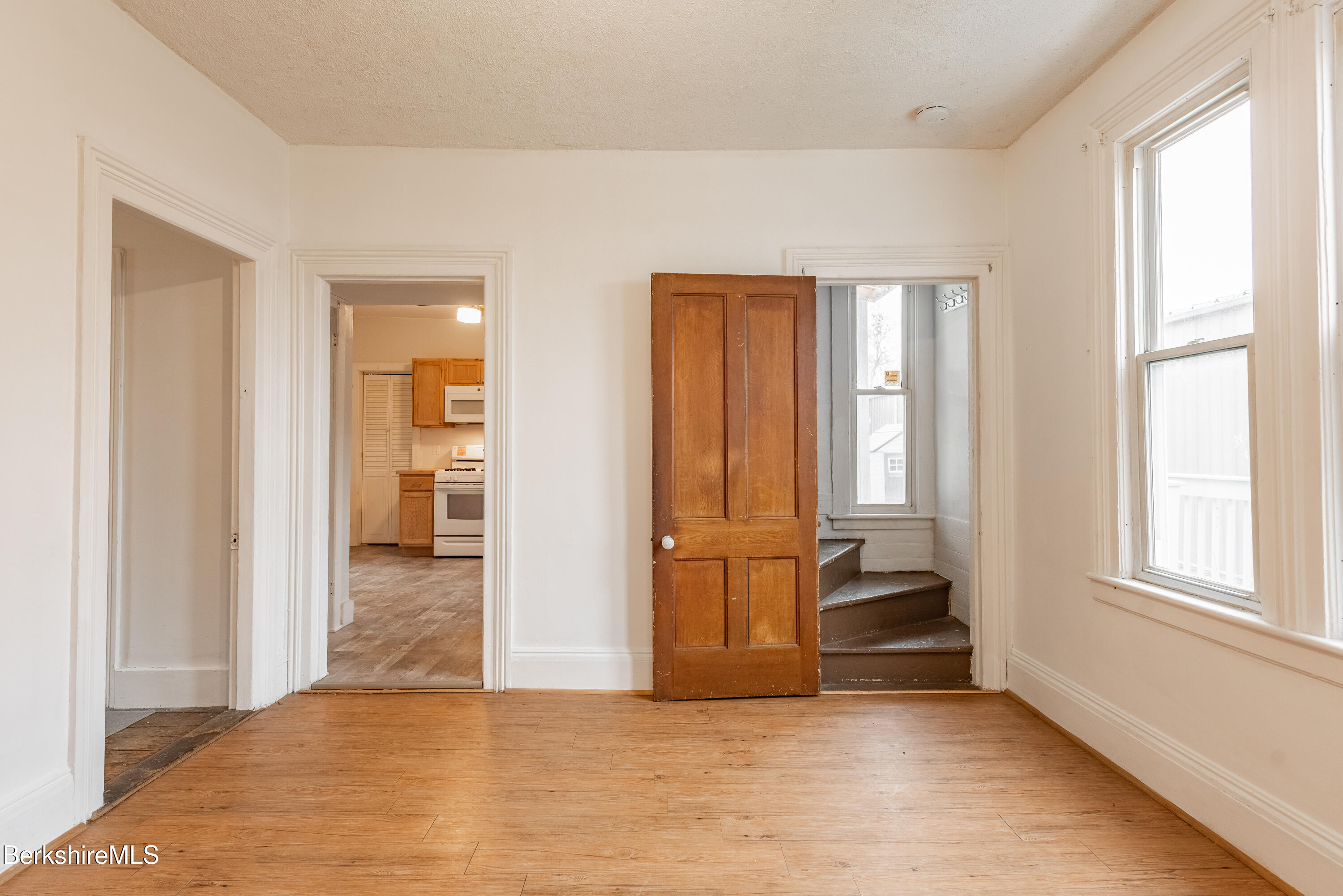 469 Fenn Street Pittsfield, MA 01201 - Photo 6 of 31 Dining Room