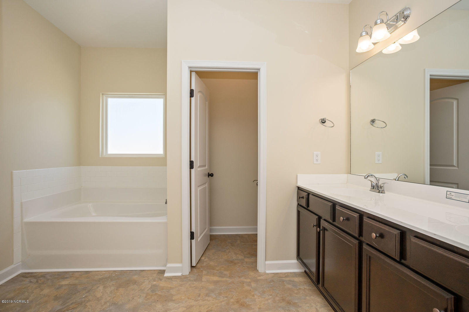 306 Windward Landing Holly Ridge, NC 28445 - Photo 16 of 26 SIMILAR PHOTO