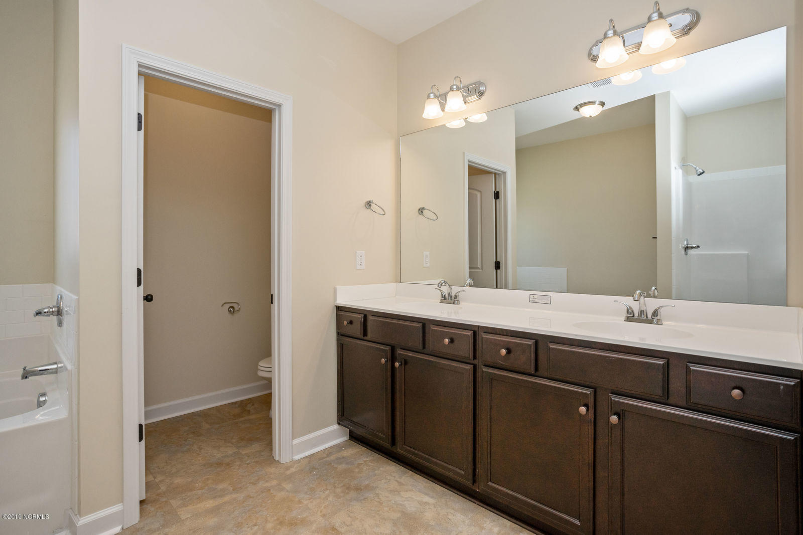 306 Windward Landing Holly Ridge, NC 28445 - Photo 18 of 26 SIMILAR PHOTO