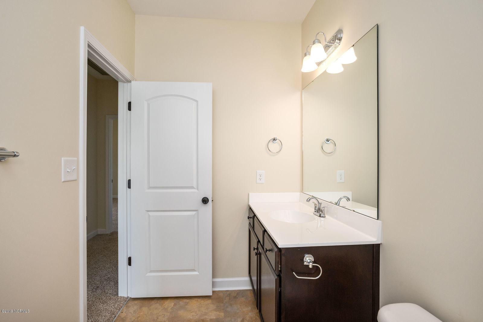 306 Windward Landing Holly Ridge, NC 28445 - Photo 5 of 26 SIMILAR PHOTO