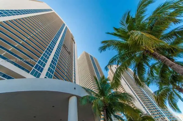 $6,500 | 1800 South Ocean Drive, Unit 3103, Hallandale Beach, FL 33009