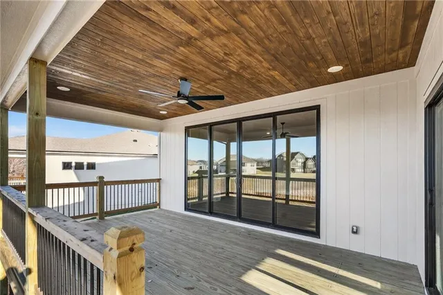 $747,467 | 7616 North Booth Avenue, Kansas City, MO 64158