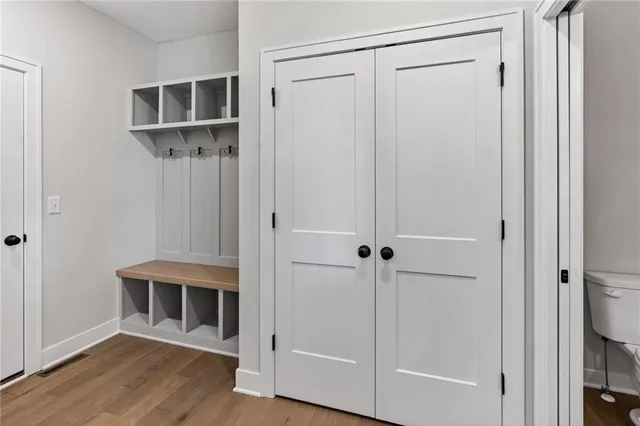 $747,467 | 7616 North Booth Avenue, Kansas City, MO 64158