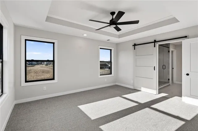 $747,467 | 7616 North Booth Avenue, Kansas City, MO 64158