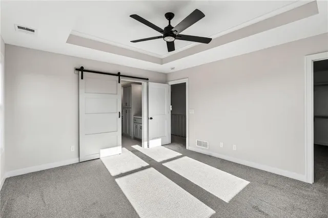 $747,467 | 7616 North Booth Avenue, Kansas City, MO 64158