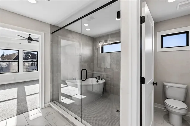 $747,467 | 7616 North Booth Avenue, Kansas City, MO 64158