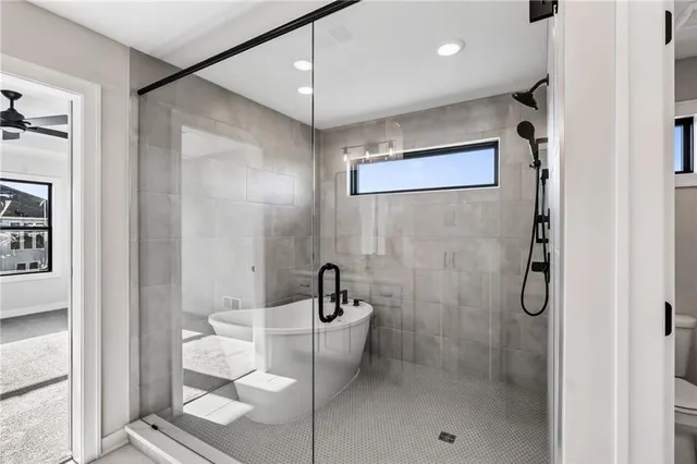 $747,467 | 7616 North Booth Avenue, Kansas City, MO 64158