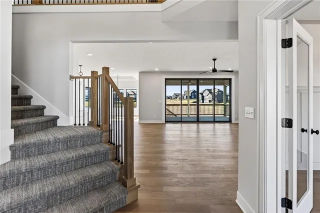 $747,467 | 7616 North Booth Avenue, Kansas City, MO 64158