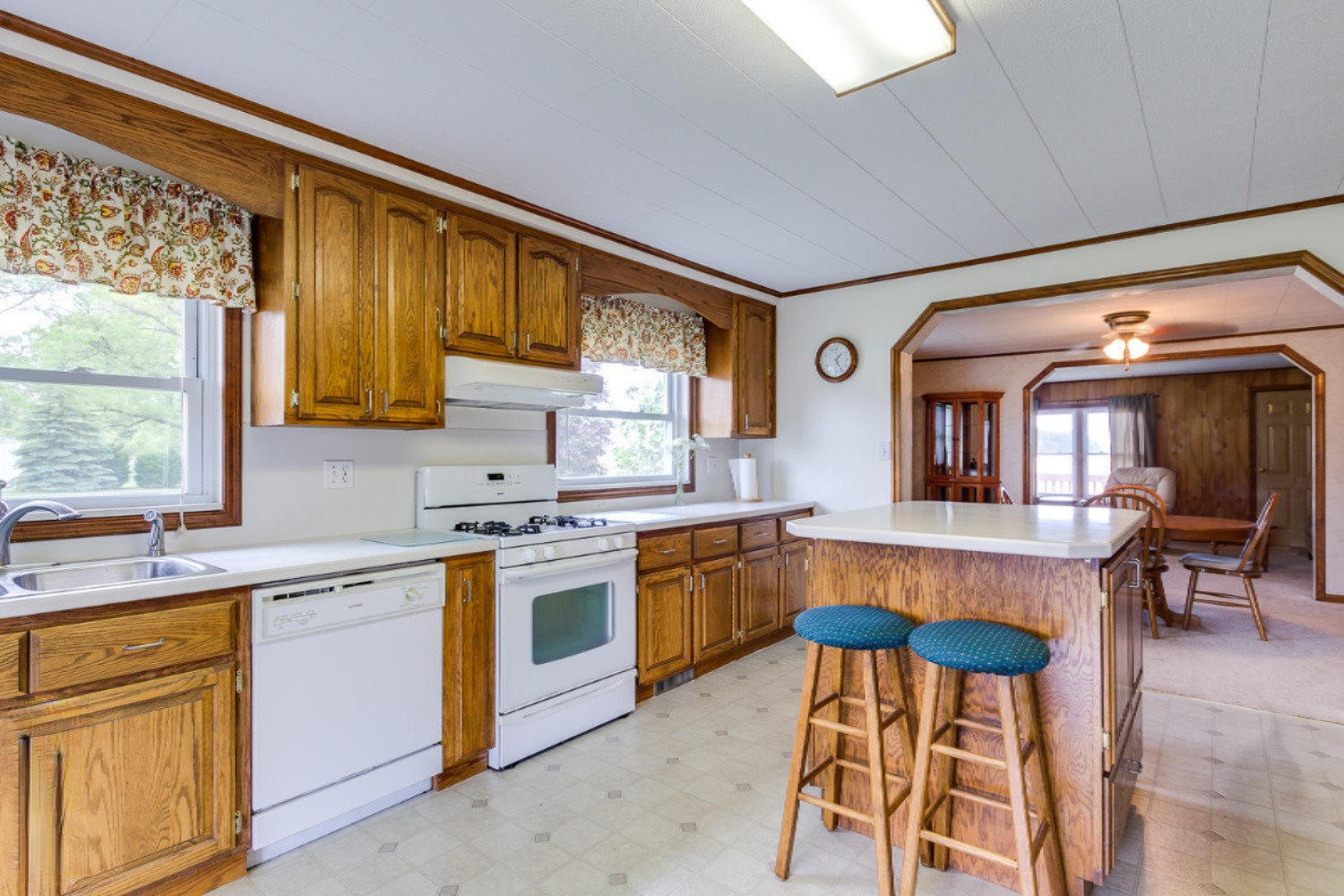17151 Banker Street Constantine, MI 49042 - Photo 5 of 26 17151 Banker St-105