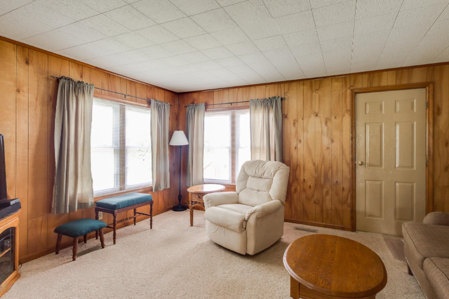 17151 Banker Street Constantine, MI 49042 - Photo 10 of 26 17151 Banker St-110