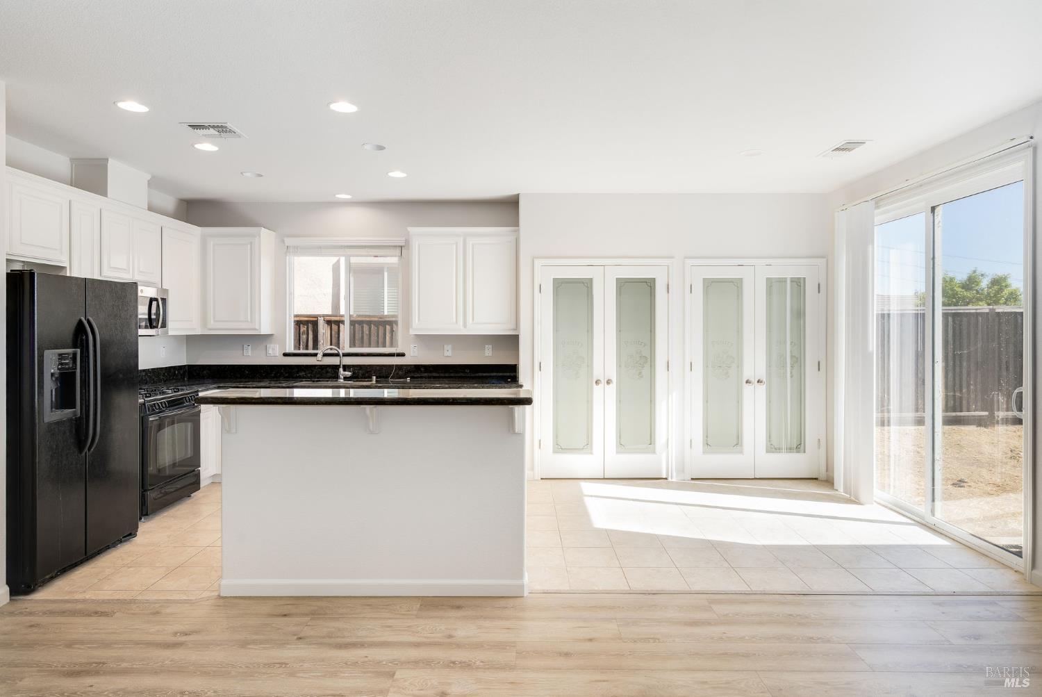 3033 Rancho Bernado Drive Bay Point, CA 94565 - Photo 13 of 48