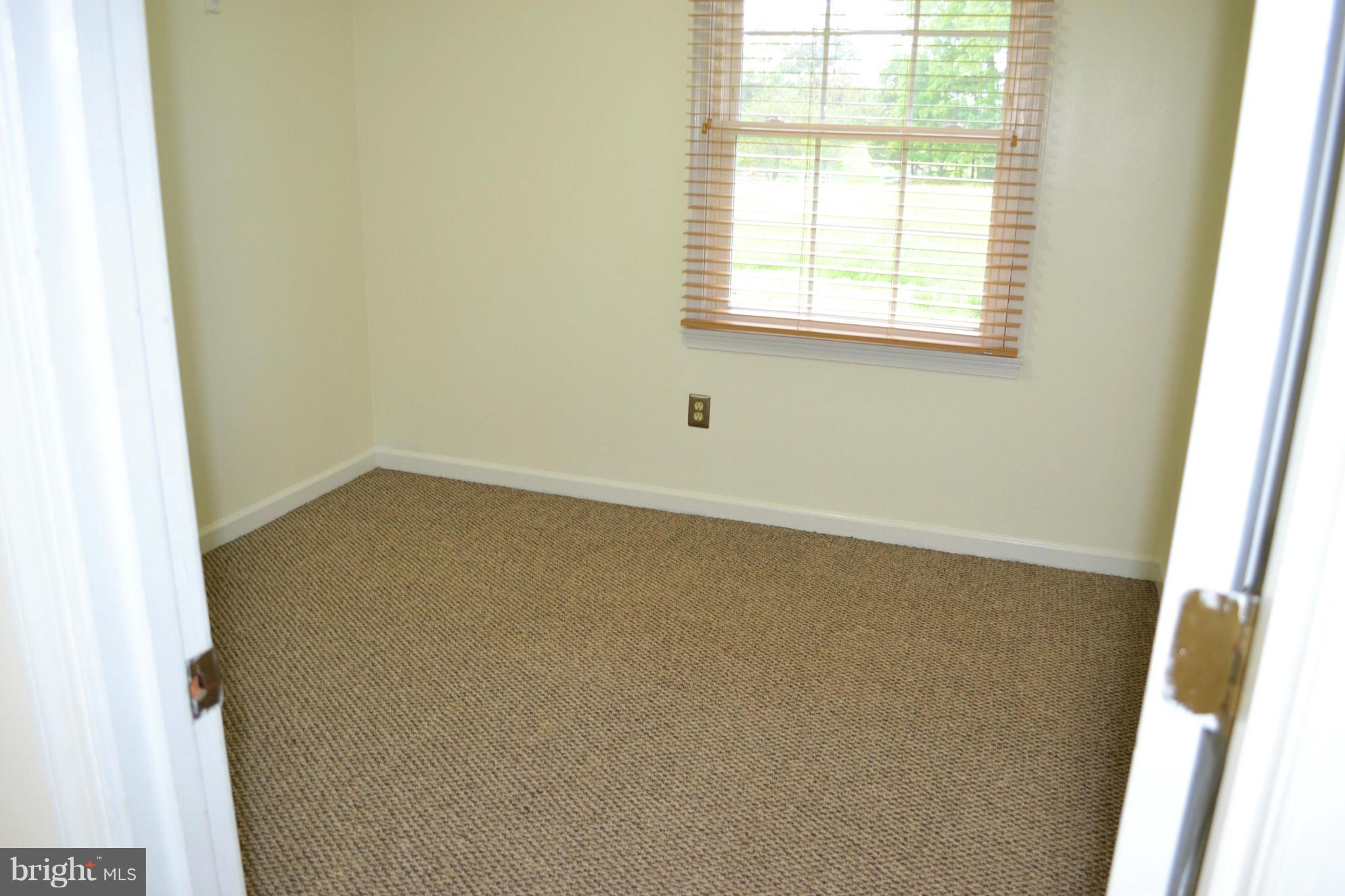 13737 Inlet Road Culpeper, VA 22701 - Photo 15 of 23 3rd Bedroom