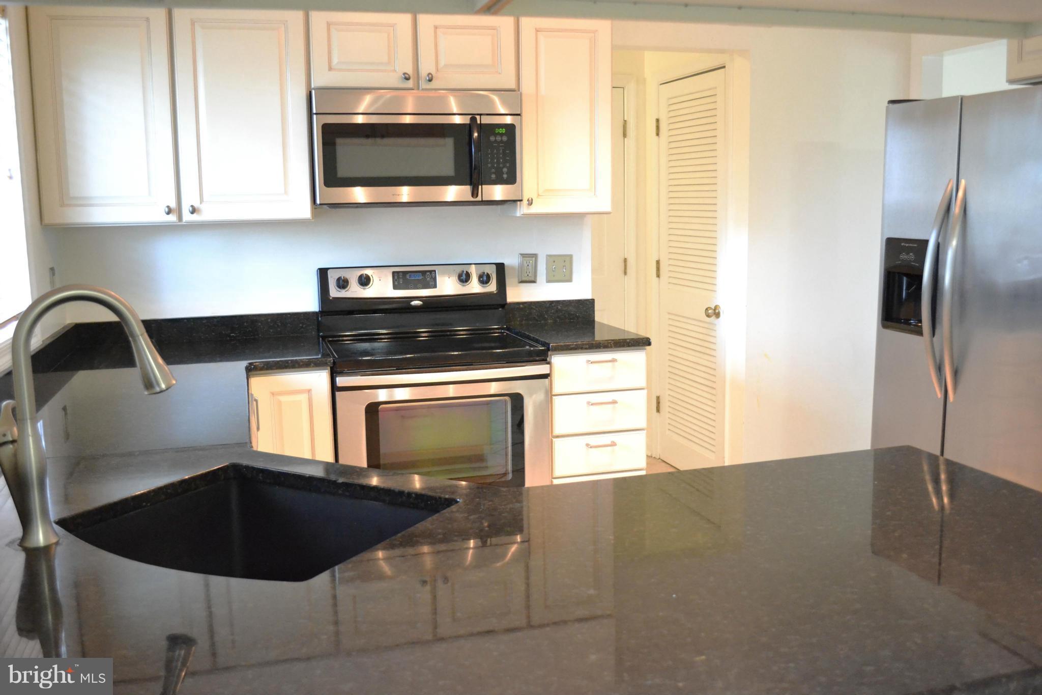 13737 Inlet Road Culpeper, VA 22701 - Photo 6 of 23 Updated Kitchen