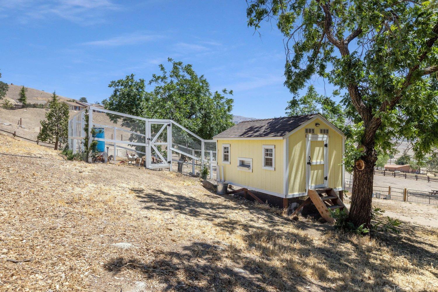21218 Pine Ridge Drive Tehachapi, CA 93561 - Photo 44 of 62 Gallery Image 44