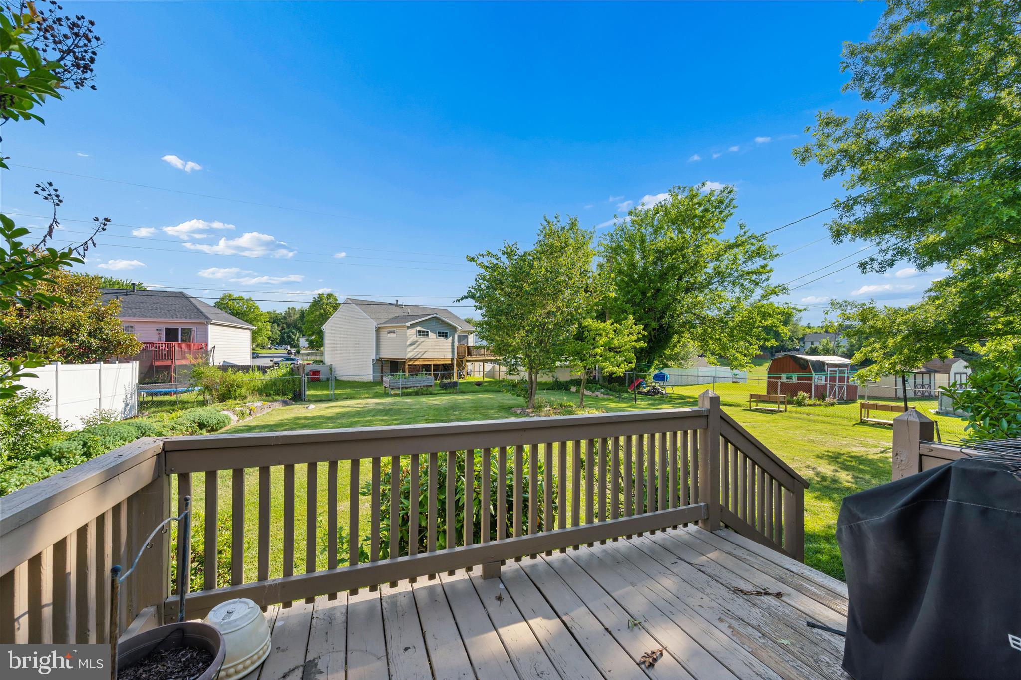 17223 Clover Leaf Road Hagerstown, MD 21740 - Photo 47 of 59 Deck