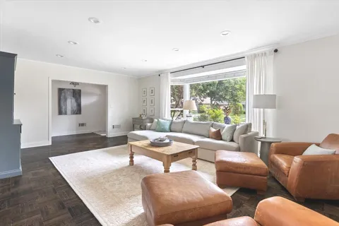 $825,000 | 131 Joyce Place, Park Ridge, IL 60068