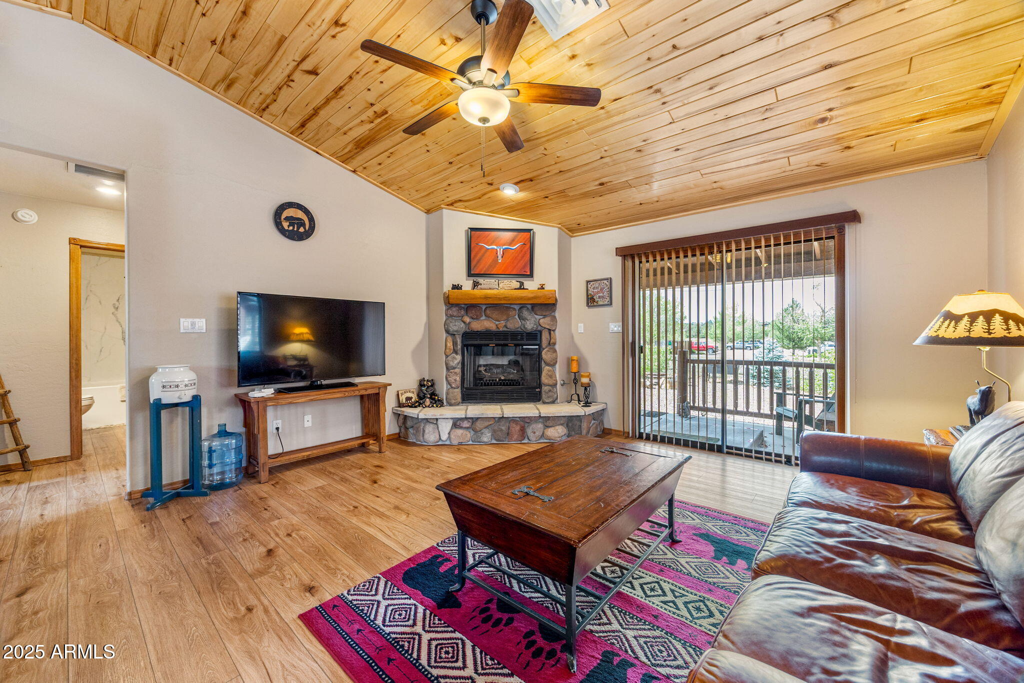2344 Buffalo Loop Overgaard, AZ 85933 - Photo 8 of 30