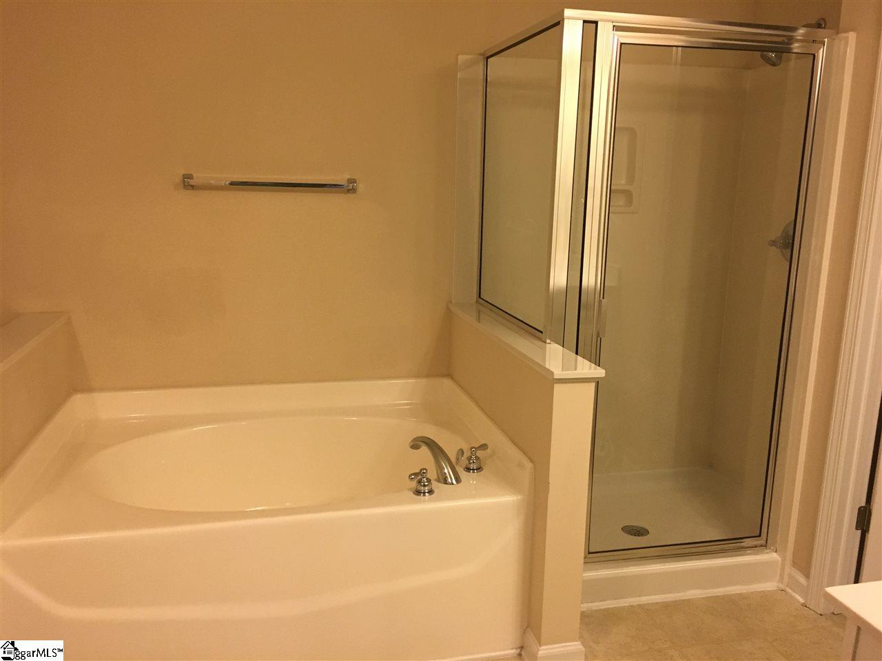102 Awendaw Way Greenville, SC 29607 - Photo 12 of 16 Gallery Image 12