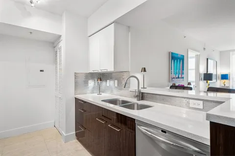 $779,000 | 347 North New River Drive East, Unit 602, Fort Lauderdale, FL 33301