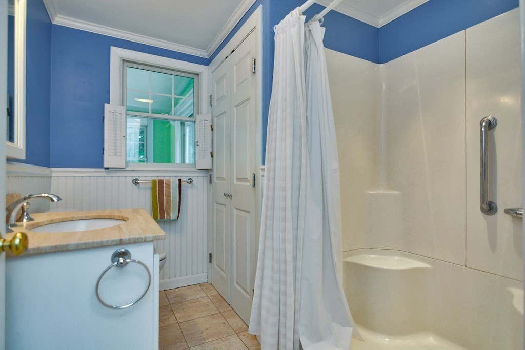10 Marr Road Saugus, MA 01906 - Photo 17 of 42 Gallery Image 17