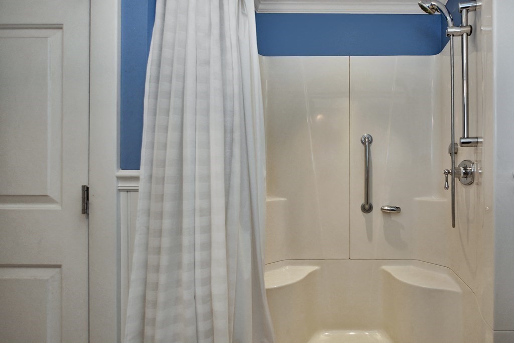 10 Marr Road Saugus, MA 01906 - Photo 20 of 42 Gallery Image 20