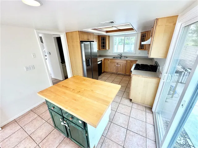 $6,750 | 239 Via Socorro, San Clemente, CA 92672