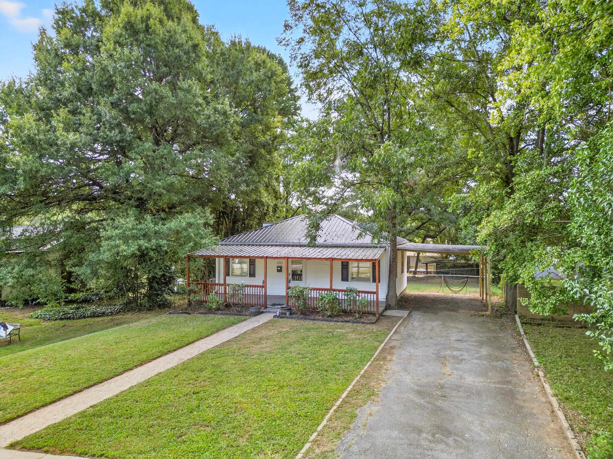 1311 South Johnson Street Gaffney, SC 29340 - Photo 4 of 25