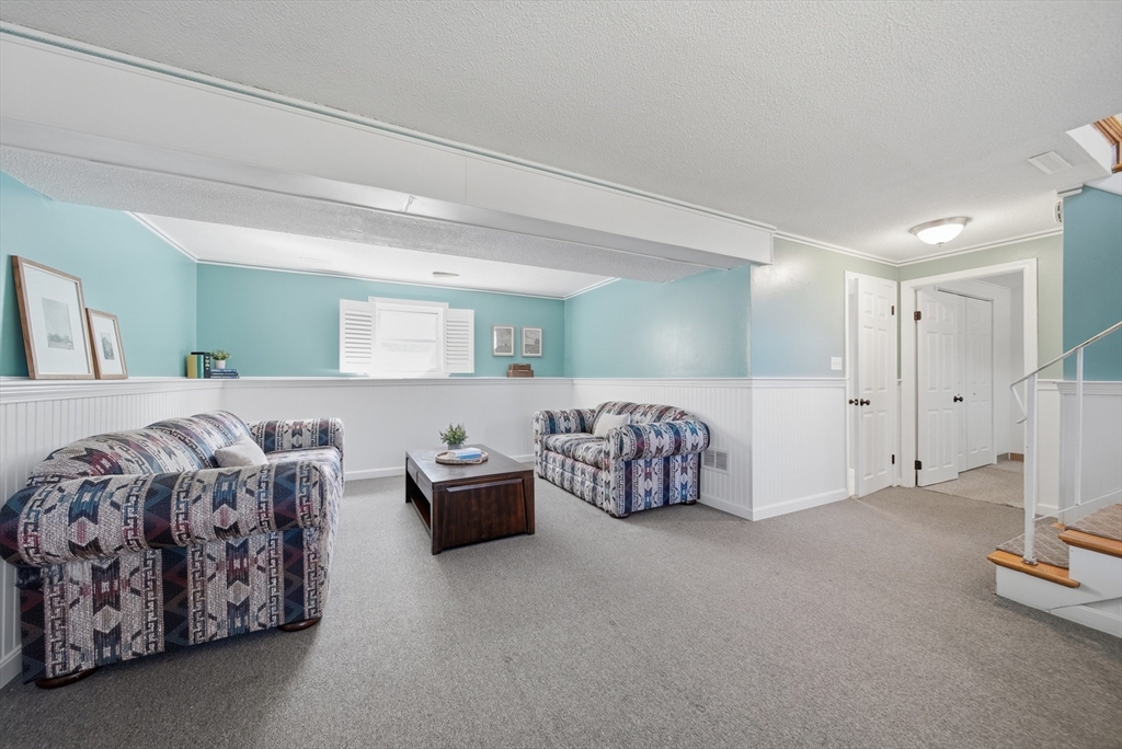 55 Burnham Road Billerica, MA 01862 - Photo 19 of 31