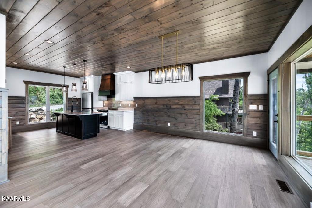 743 Cliff Branch Road Gatlinburg, TN 37738 - Photo 11 of 50 251342_54