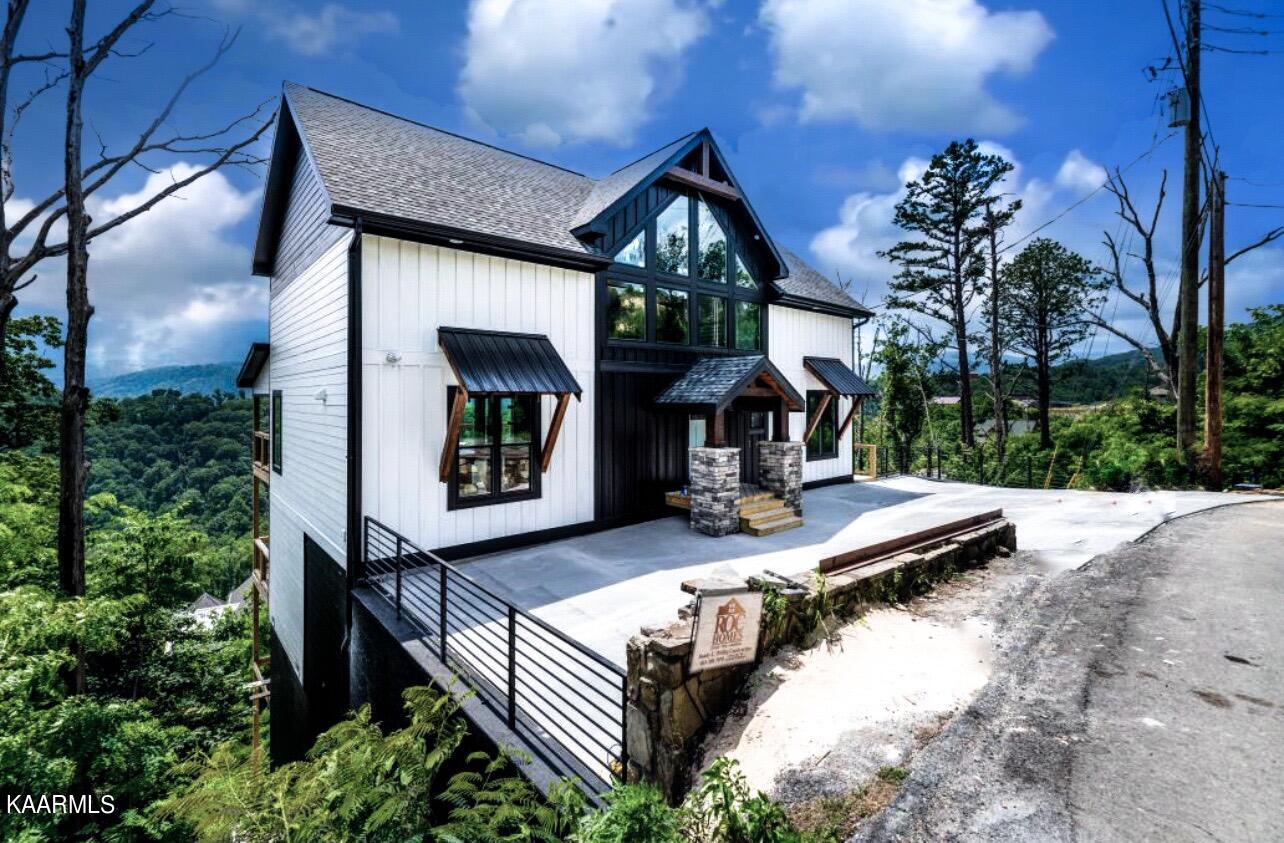 743 Cliff Branch Road Gatlinburg, TN 37738 - Photo 49 of 50 FullSizeRender (1)