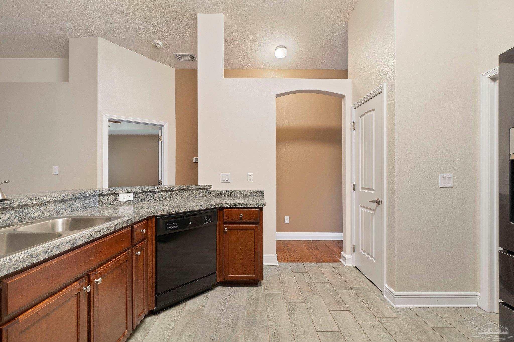 1293 Wetherby Road Pensacola, FL 32534 - Photo 12 of 30 Gallery Image 12