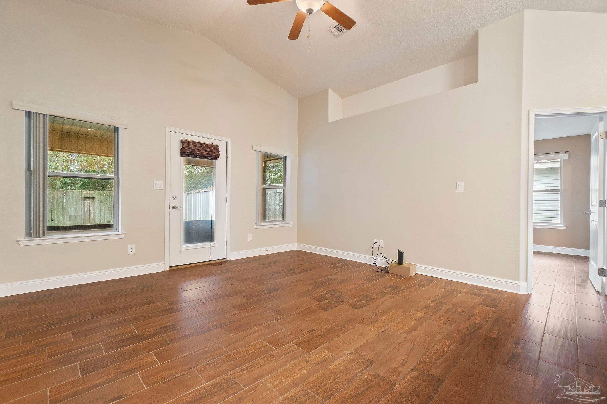 1293 Wetherby Road Pensacola, FL 32534 - Photo 13 of 30 Gallery Image 13
