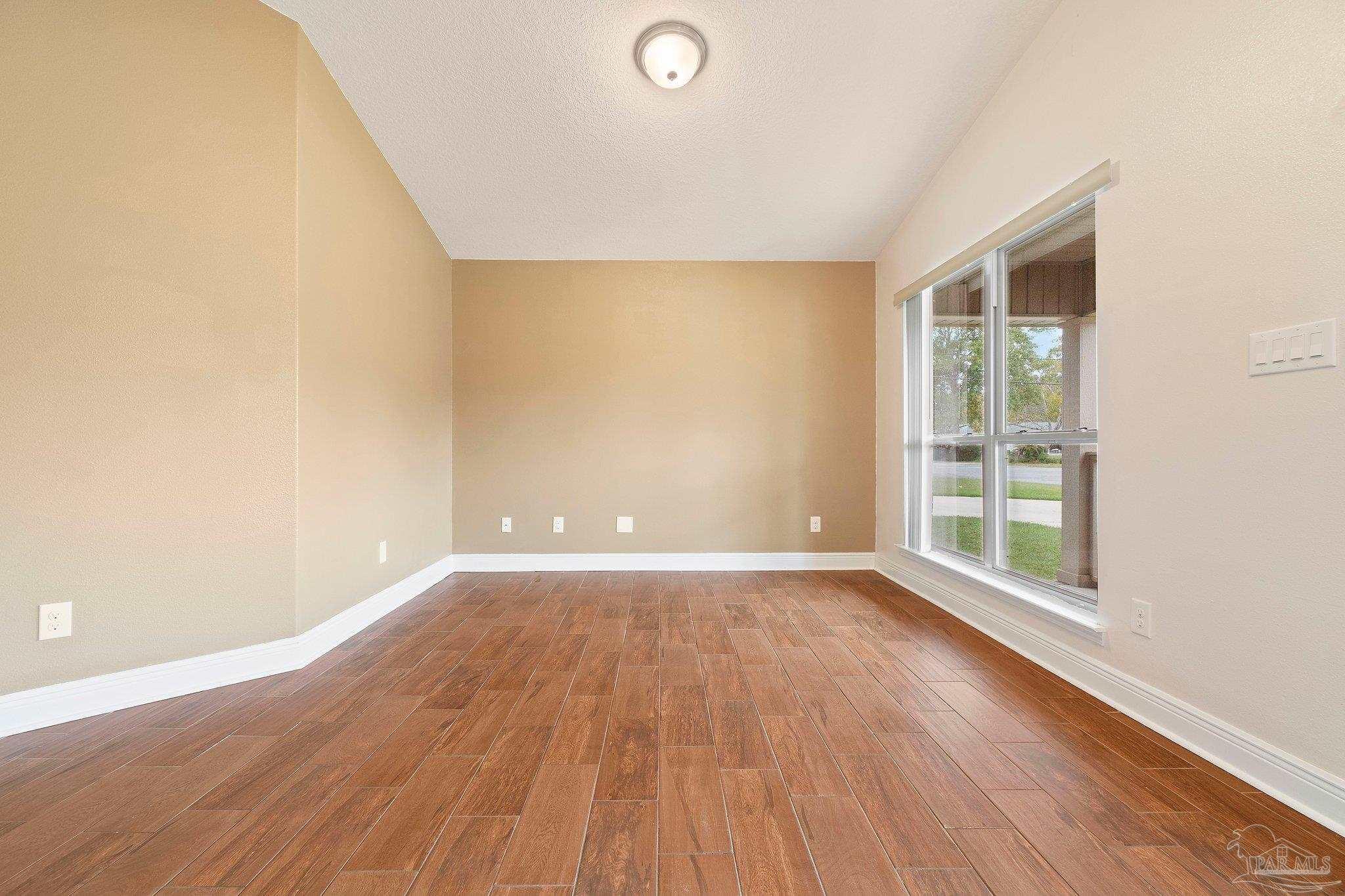 1293 Wetherby Road Pensacola, FL 32534 - Photo 7 of 30 Gallery Image 7