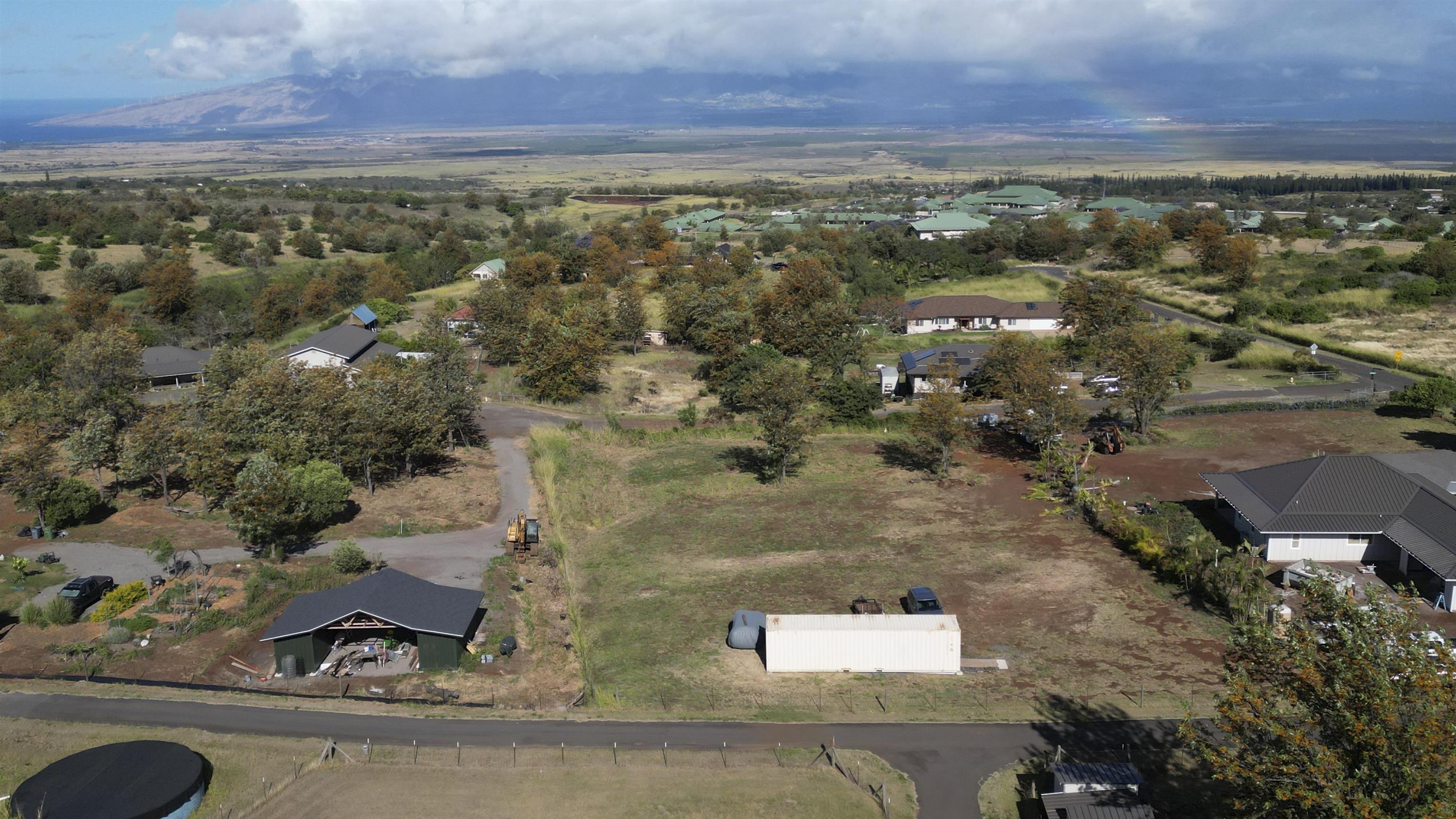 11 Huliamahi Place, Unit B Makawao, HI 96768 - Photo 1 of 12