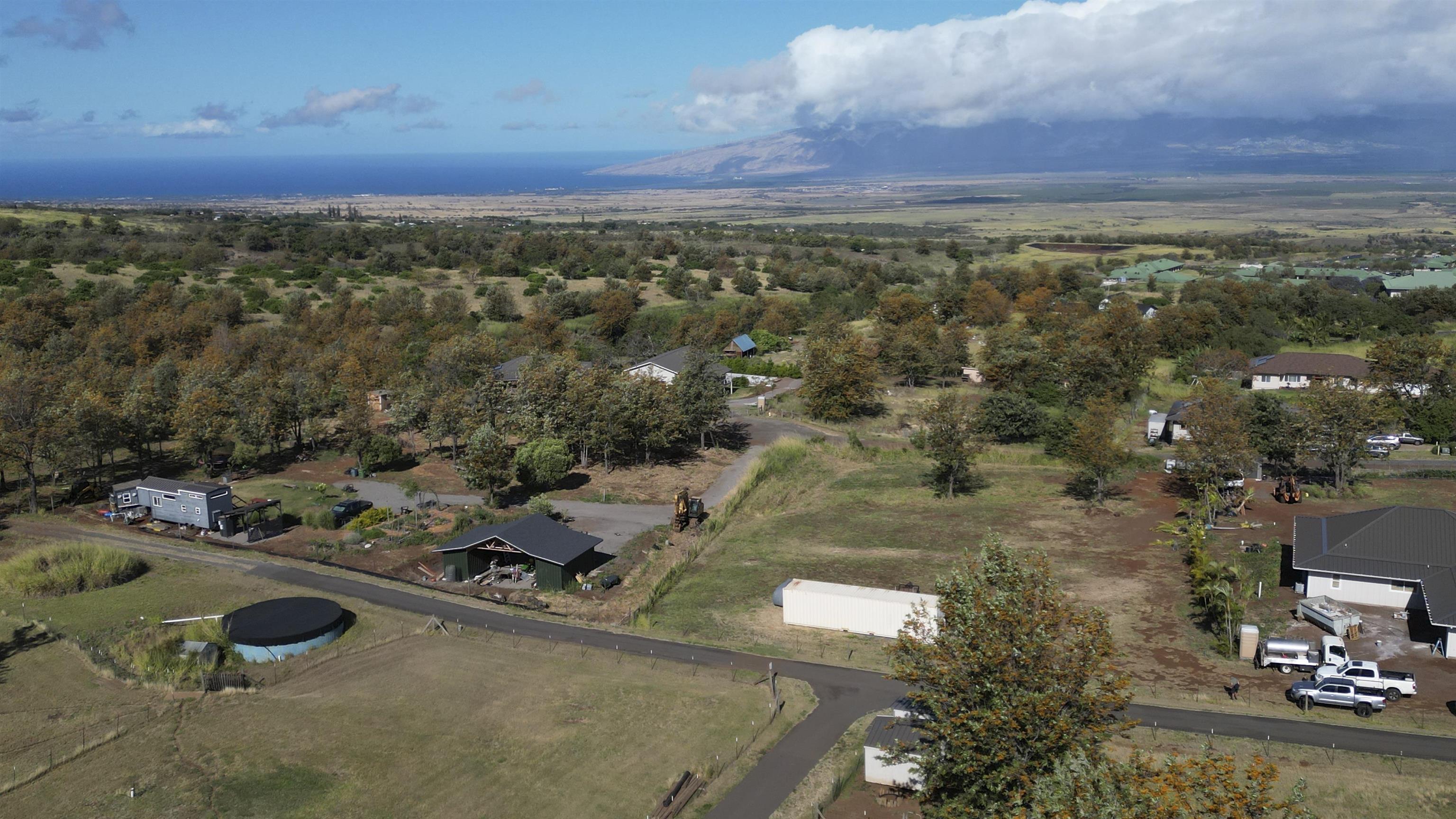 11 Huliamahi Place, Unit B Makawao, HI 96768 - Photo 3 of 12