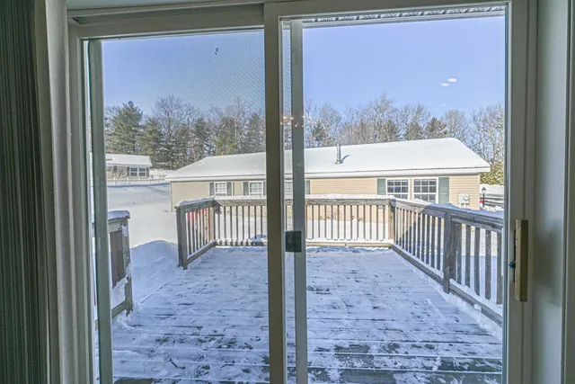 $325,000 | 66 Sunset Way, Manchester, NH 03104