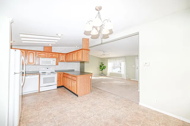 $325,000 | 66 Sunset Way, Manchester, NH 03104