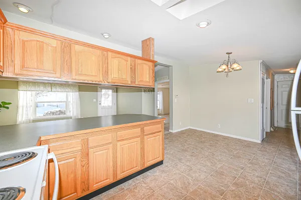 $325,000 | 66 Sunset Way, Manchester, NH 03104