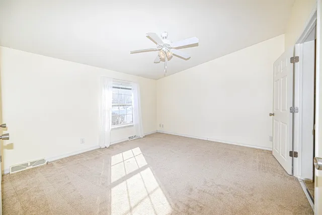 $325,000 | 66 Sunset Way, Manchester, NH 03104