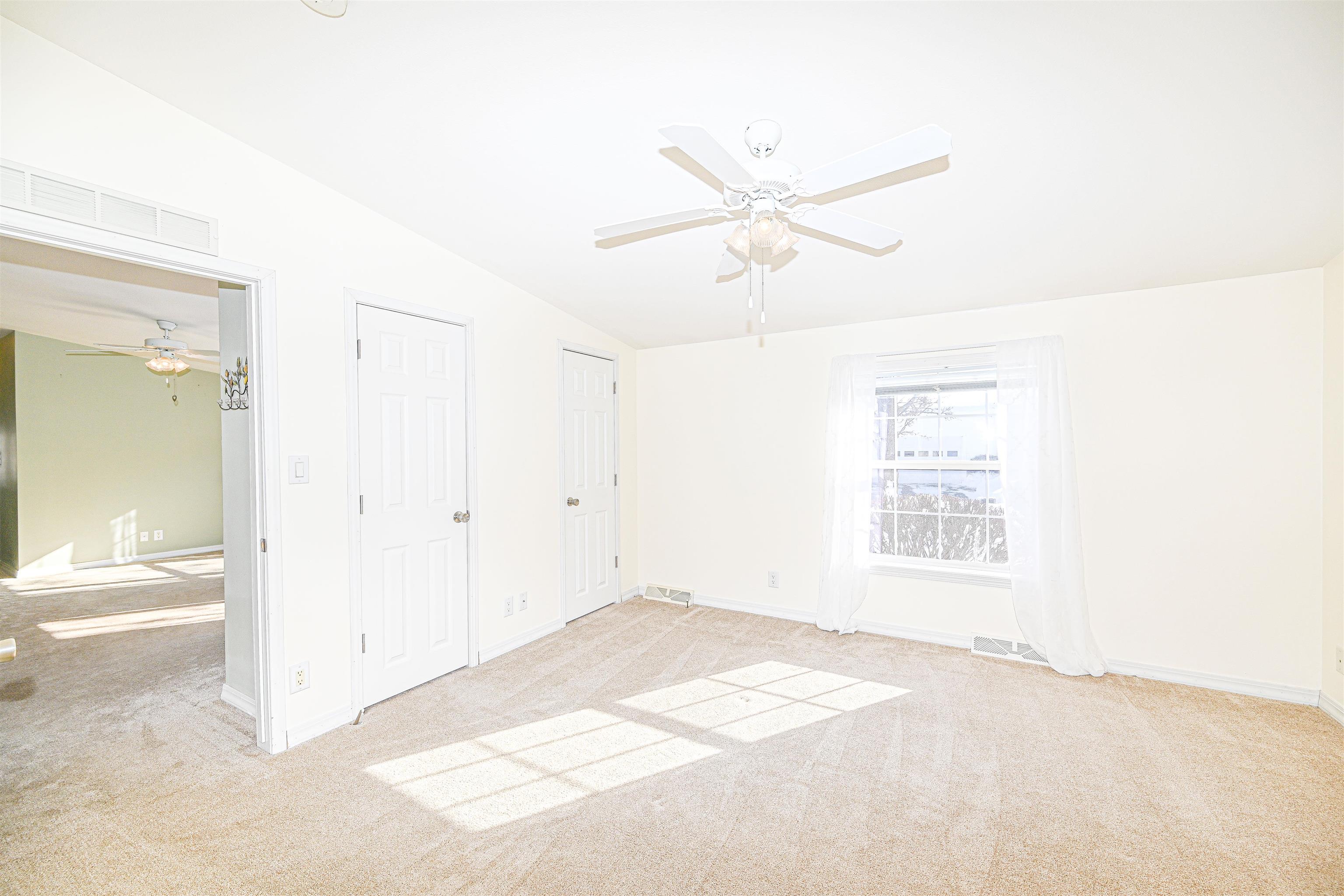 66 Sunset Way Manchester, NH 03104 - Photo 17 of 36